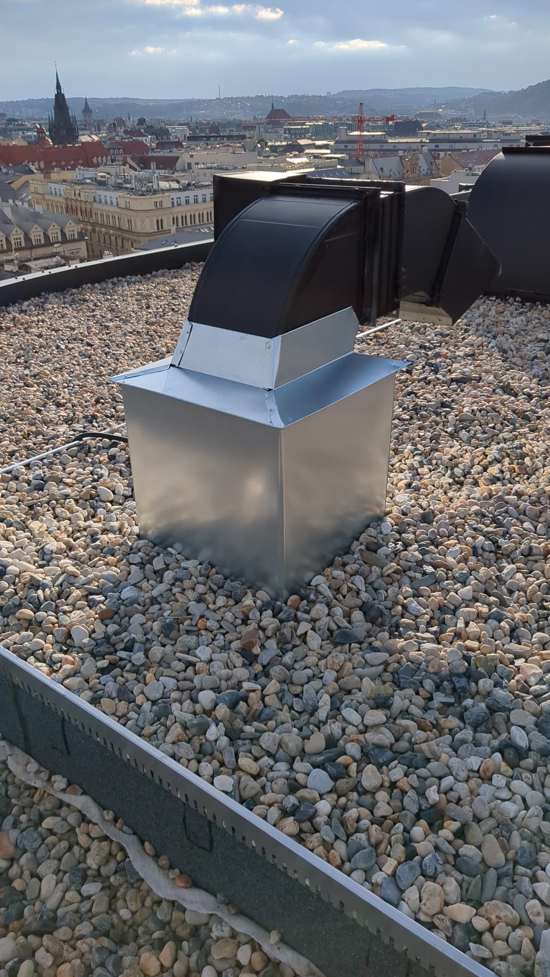 Zakázková výroba klempířských prvků na míru - kvalitní a precizní zpracování